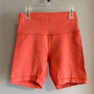 Lululemon Wunder Train High-Rise Short 6"
